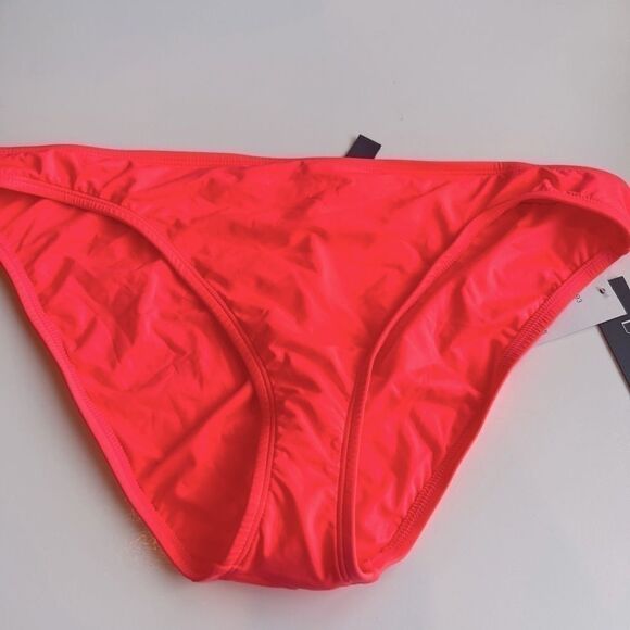 La Blanca Classic Bikini Bottoms - Hot
Coral, swimwear size 14 New swim suit - Picture 4 of 6
